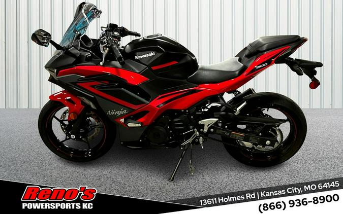 2024 Kawasaki Ninja® 500 KRT Edition SE ABS