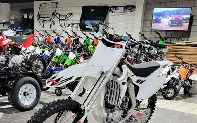 2022 SSR Motorsports SR300S
