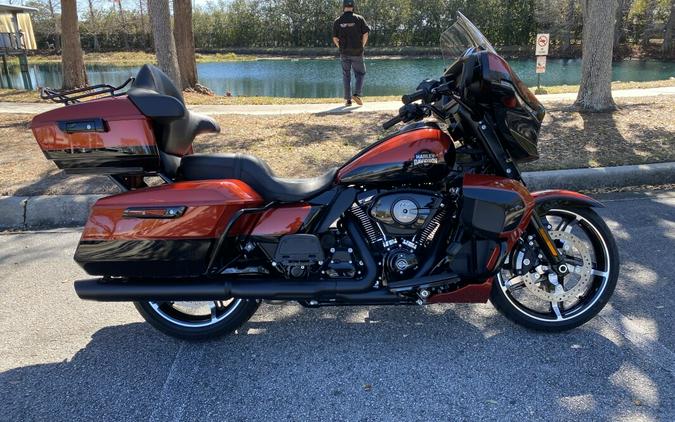 2025 Harley-Davidson® Street Glide™ Ultra