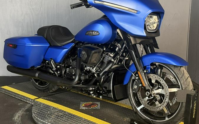 2026 Harley-Davidson® Street Glide® FLHX AURORA BLUE DNM