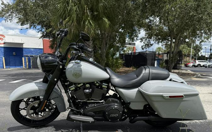 2025 Harley-Davidson Road King Special FLHRXS