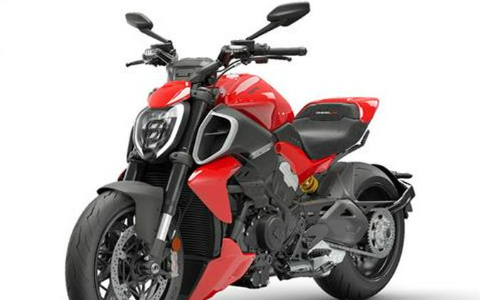 2026 Ducati Diavel V4