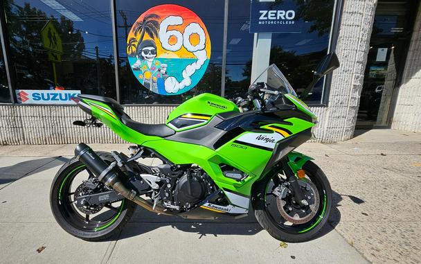 2025 Kawasaki Ninja® 500 SE KRT Edition ABS