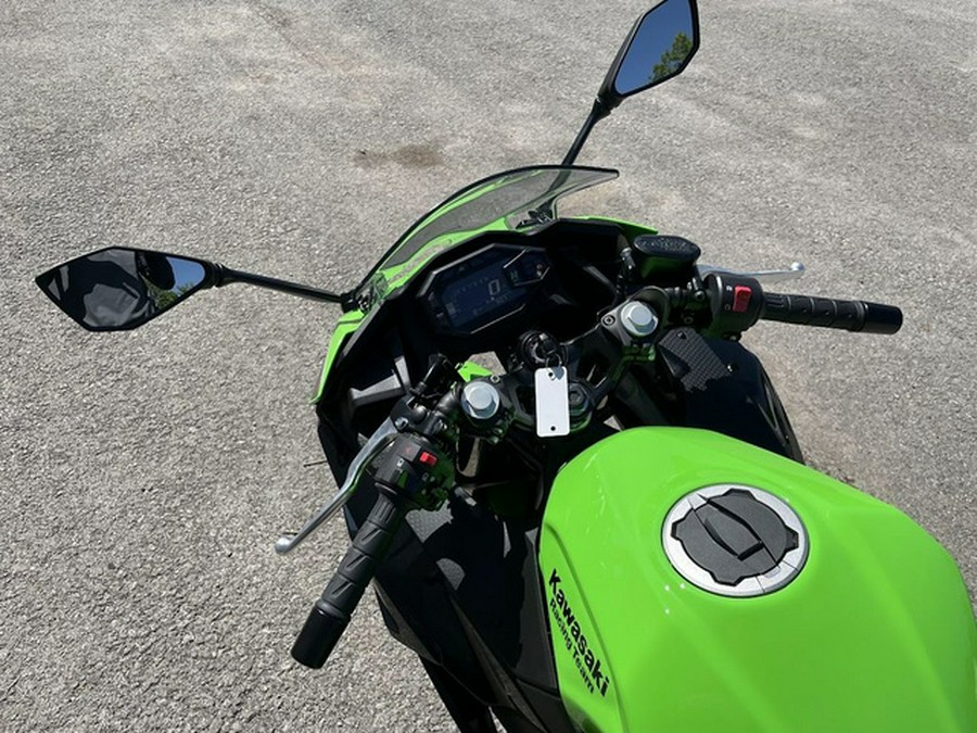 2024 Kawasaki Ninja 500 KRT Edition