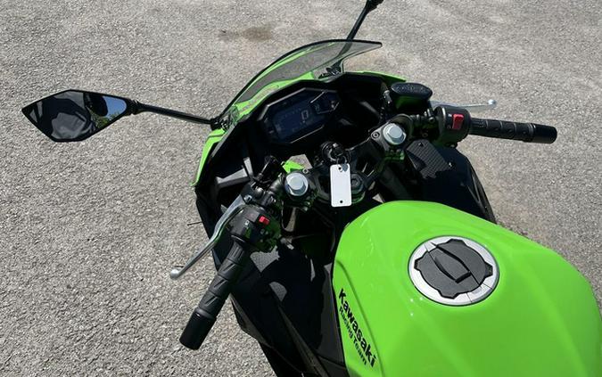 2024 Kawasaki Ninja 500 KRT Edition