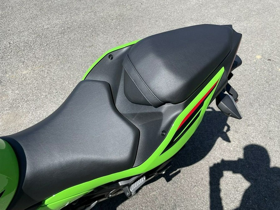 2024 Kawasaki Ninja 500 KRT Edition