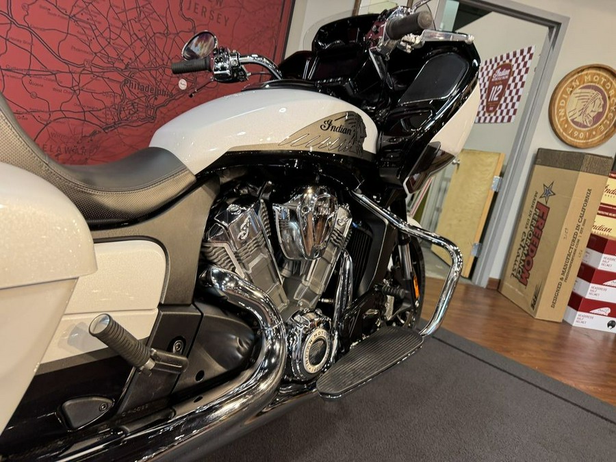 2024 Indian Motorcycle® Challenger® Limited Ghost White Metallic