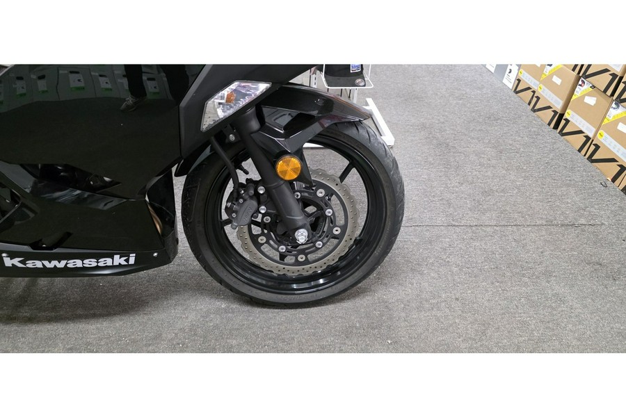 2018 Kawasaki NINJA 400