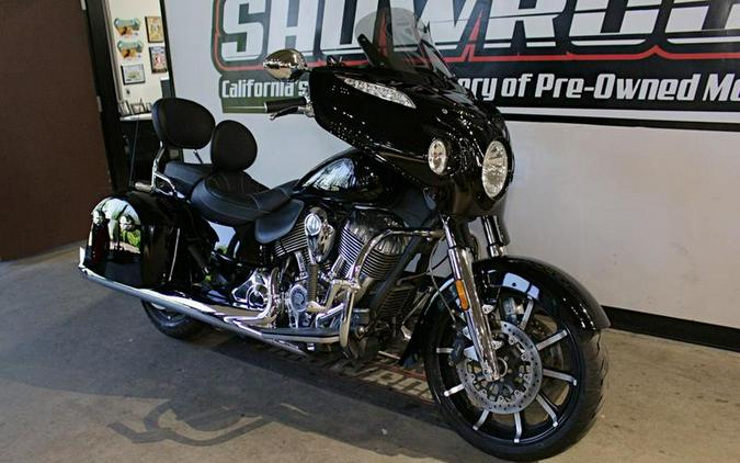 2017 Indian Motorcycle® Chieftain® Limited Thunder Black
