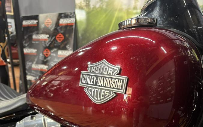 2016 Harley-Davidson® Softail Slim® VELOCITY RED