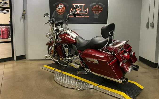2010 Harley-Davidson® FLHRC - Road King® Classic