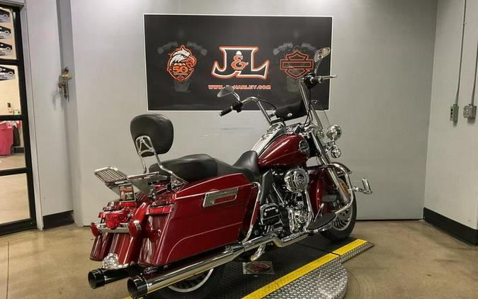 2010 Harley-Davidson® FLHRC - Road King® Classic