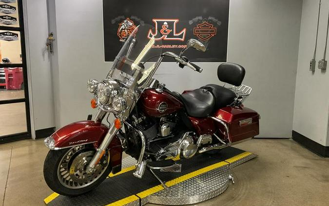 2010 Harley-Davidson® FLHRC - Road King® Classic