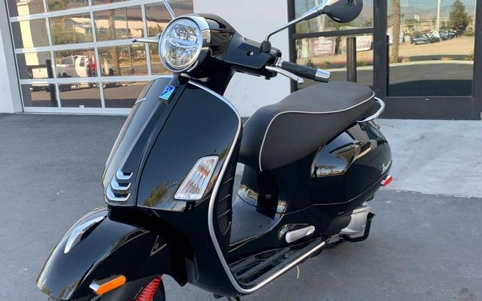 2023 Vespa GTS 300