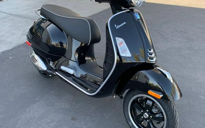 2023 Vespa GTS 300