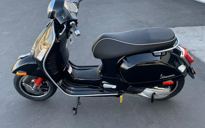 2023 Vespa GTS 300