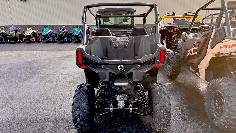 2024 Can-Am Maverick Trail DPS 1000