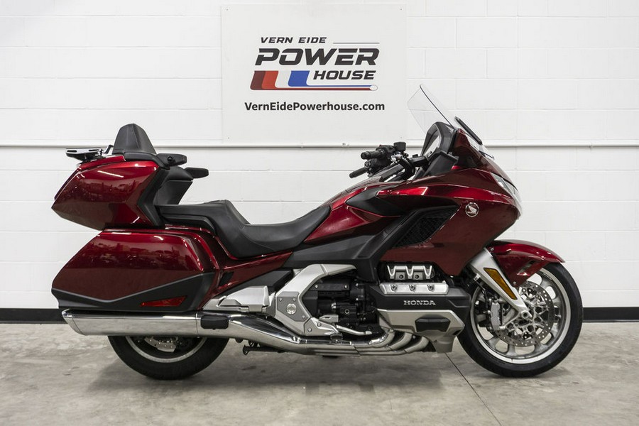 2018 Honda® Gold Wing Tour Automatic DCT Candy Ardent Red