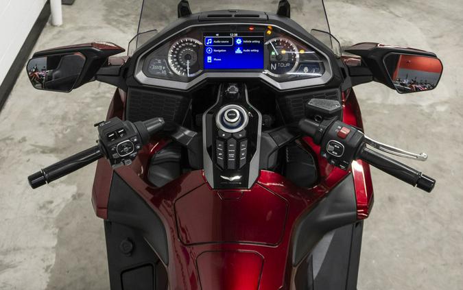 2018 Honda® Gold Wing Tour Automatic DCT Candy Ardent Red