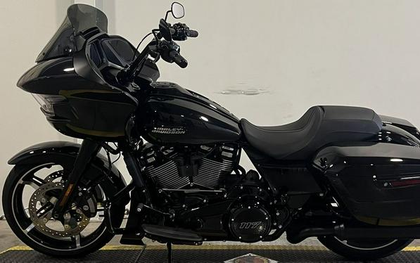 2024 Harley-Davidson® FLTRX - Road Glide®