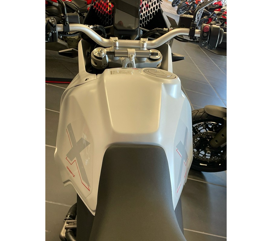 2025 Ducati DesertX