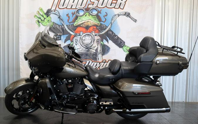 2021 Harley-Davidson® FLHTKSE - CVO™ Limited