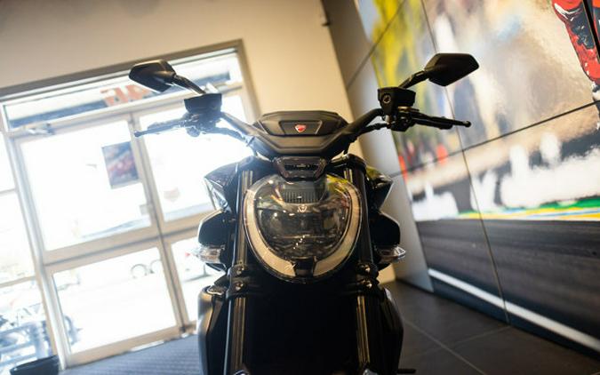 2026 Ducati X DIAVEL V4