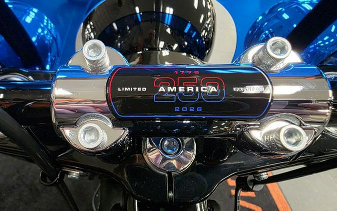 2026 Harley-Davidson Softail FLHC - Heritage Classic