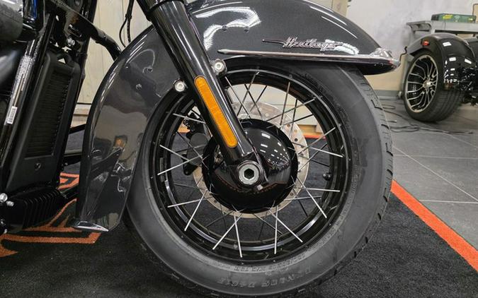 2026 Harley-Davidson Softail FLHC - Heritage Classic