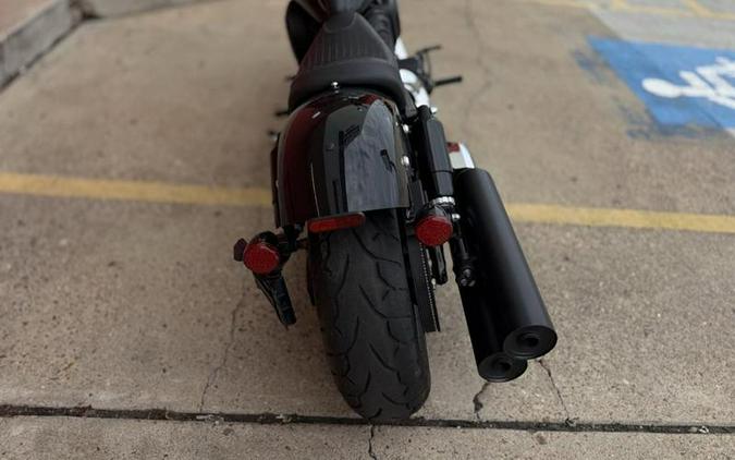 2022 Indian Motorcycle® Chief® Bobber ABS Black Metallic