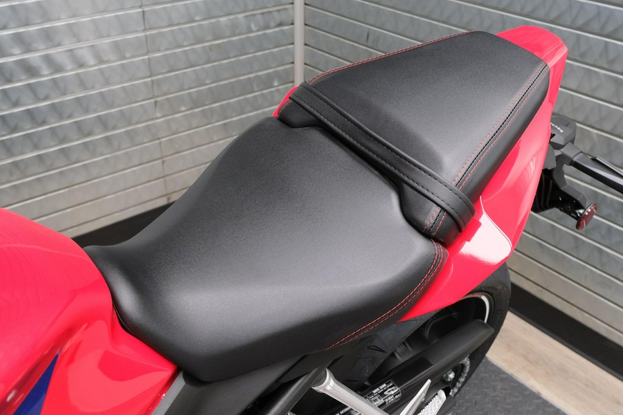2026 HONDA CBR650R E-CLUTCH