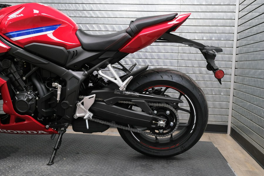 2026 HONDA CBR650R E-CLUTCH