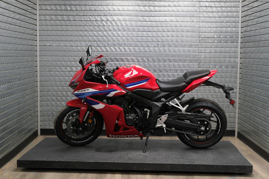 2026 HONDA CBR650R E-CLUTCH