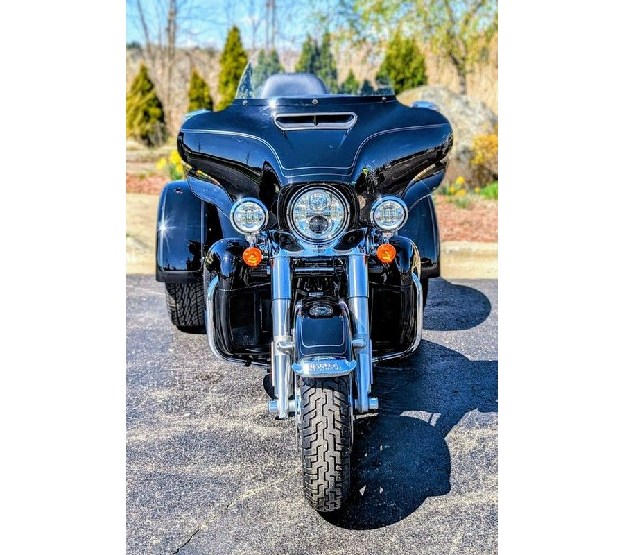 2024 Harley-Davidson® FLHTCUTG - Tri Glide® Ultra