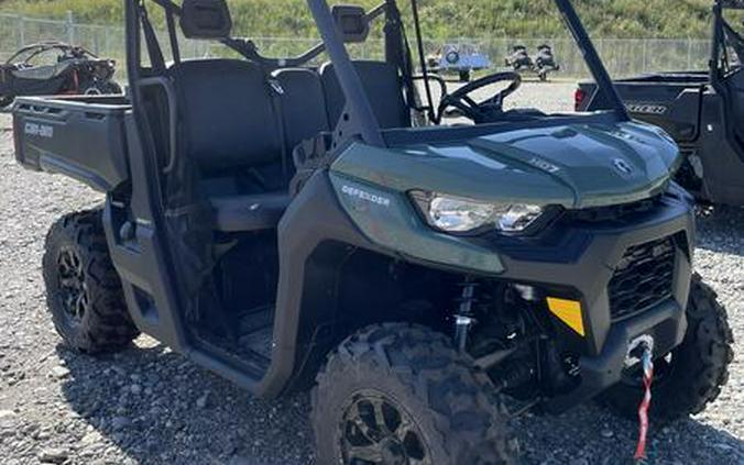2023 Can-Am® Defender DPS HD7 Tundra Green