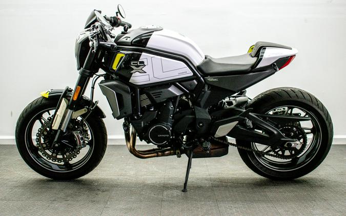 2022 CFMOTO 700CL-X Sport