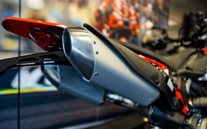 2024 Ducati Hypermotard 698 Mono RVE