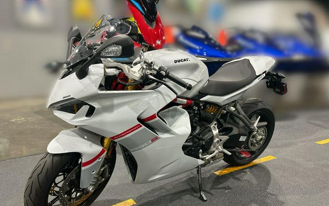 2024 Ducati SUPERSPORT 950 S