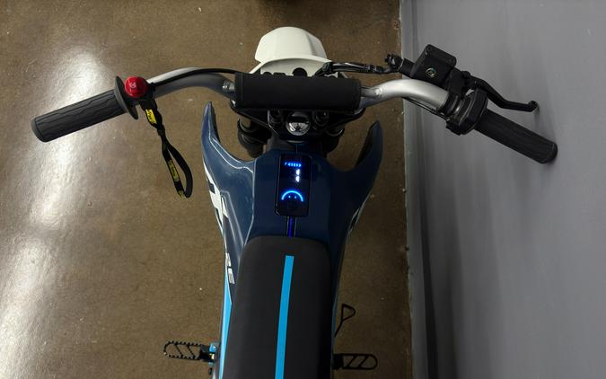 2024 CFMOTO CFX-2E BLUE - U000405