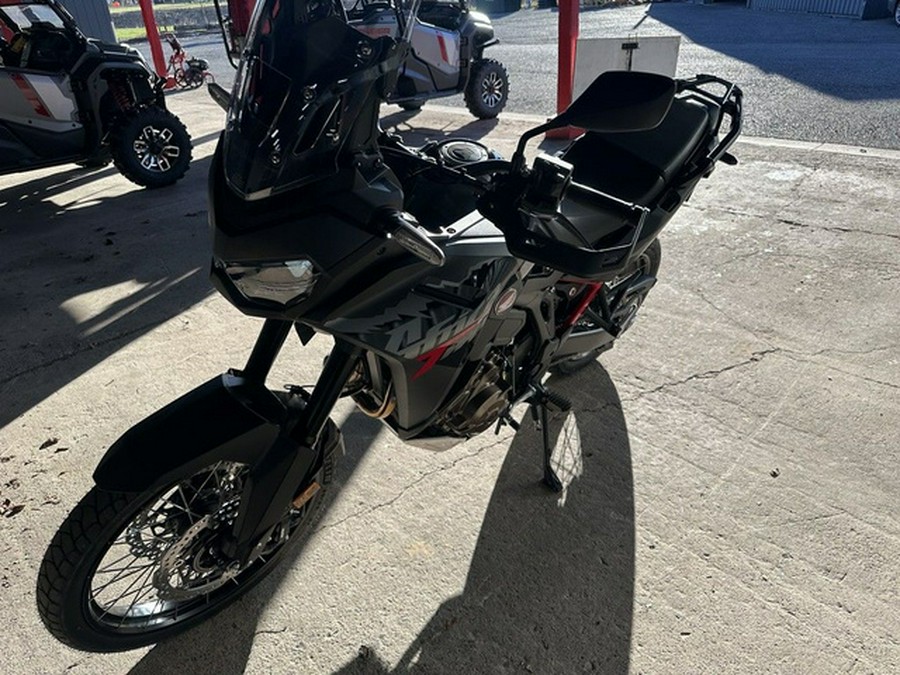 2025 Honda Africa Twin DCT