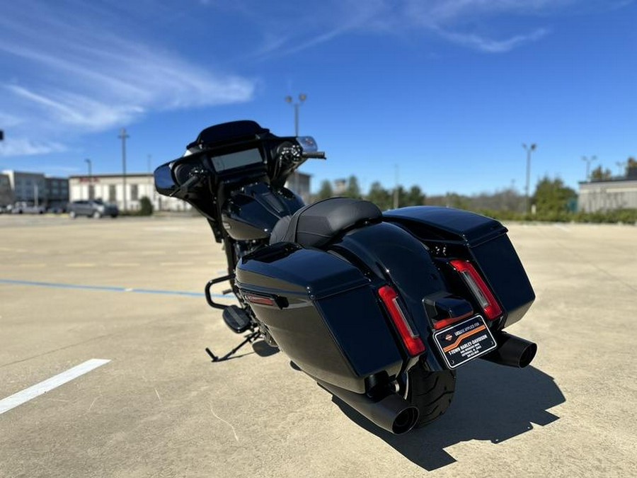 2026 Harley-Davidson® FLHX - Street Glide®