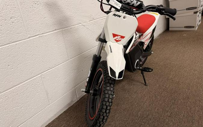 2026 RFN® Racing Fears Nothing Warrior Kids SX-E500 White