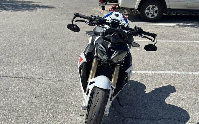 2026 BMW S 1000 R Light White/M Motorsport 1000 R