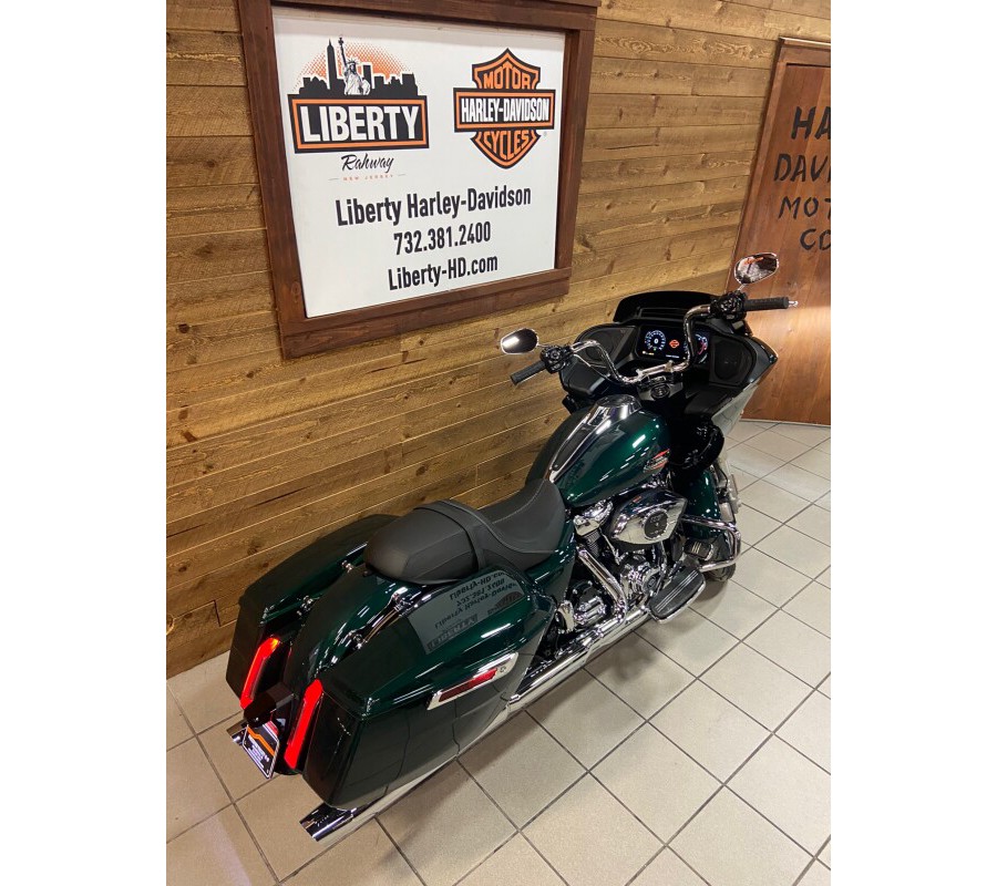 2024 Harley-Davidson Road Glide® Alpine Green FLTRX