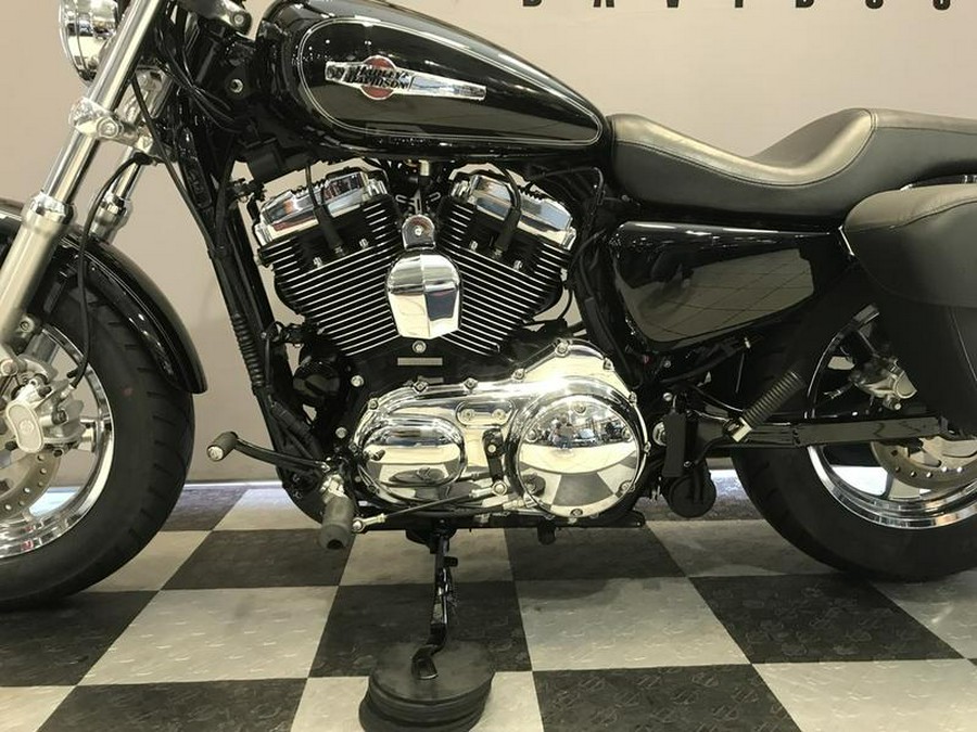 2014 Harley-Davidson® XL1200C - Sportster® 1200 Custom
