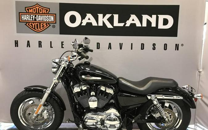 2014 Harley-Davidson® XL1200C - Sportster® 1200 Custom