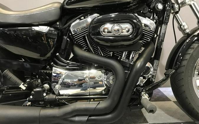 2014 Harley-Davidson® XL1200C - Sportster® 1200 Custom