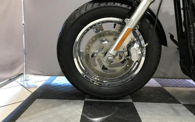 2014 Harley-Davidson® XL1200C - Sportster® 1200 Custom