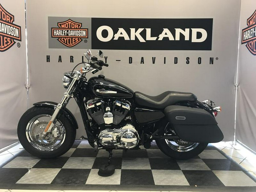 2014 Harley-Davidson® XL1200C - Sportster® 1200 Custom