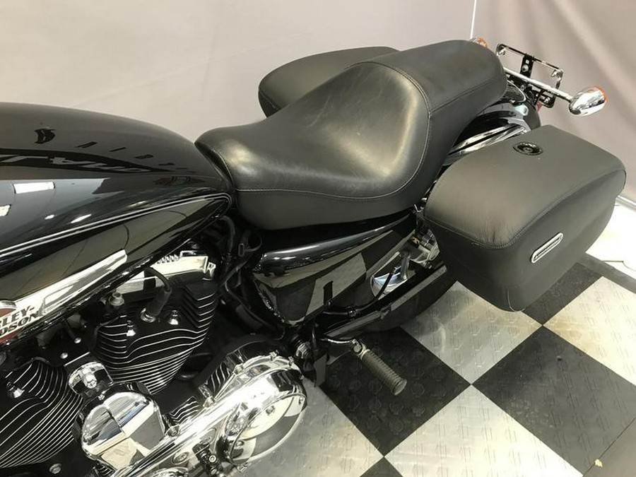 2014 Harley-Davidson® XL1200C - Sportster® 1200 Custom